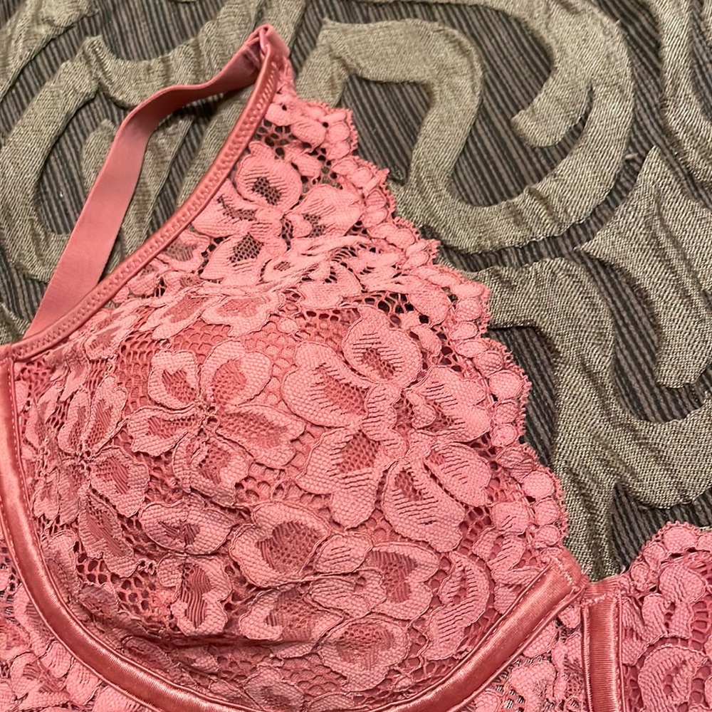 Maiden Form Lace Bra